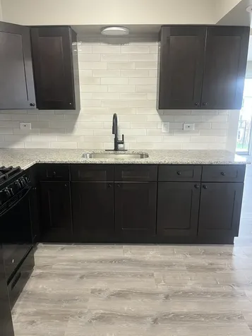 8112 West Marion Street Justice IL 60458
