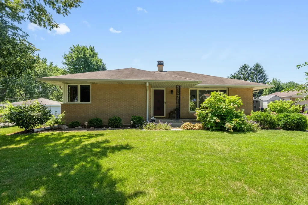 4611 Orchard Lane Crystal Lake IL 60014