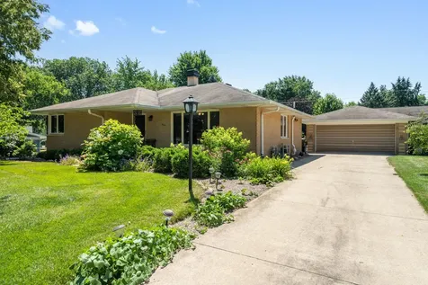 4611 Orchard Lane Crystal Lake IL 60014