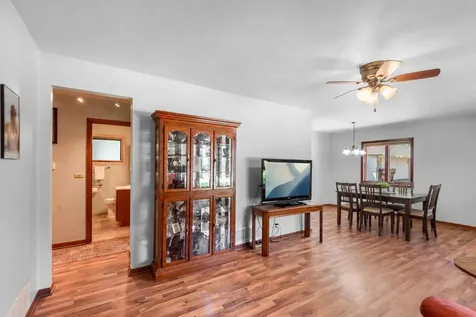 4611 Orchard Lane Crystal Lake IL 60014