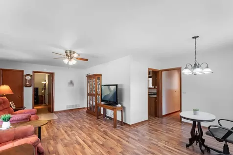 4611 Orchard Lane Crystal Lake IL 60014