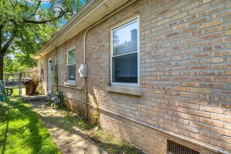16881 Shea Avenue Hazel Crest IL 60429