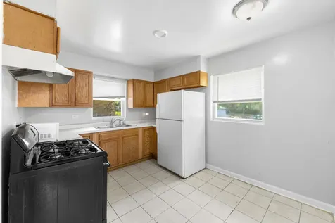 16881 Shea Avenue Hazel Crest IL 60429