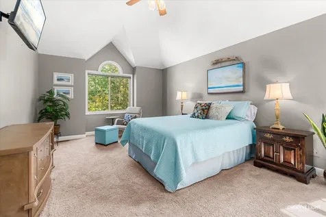 216 Willowwood Drive Oswego IL 60543
