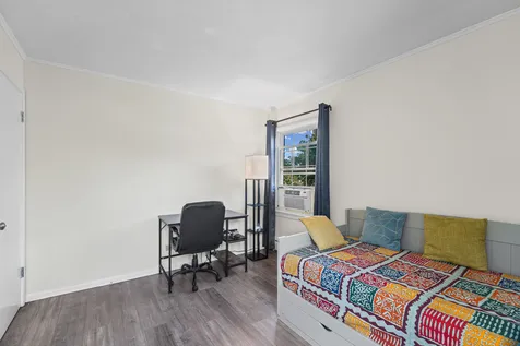 2254 Sherman Avenue Evanston IL 60201