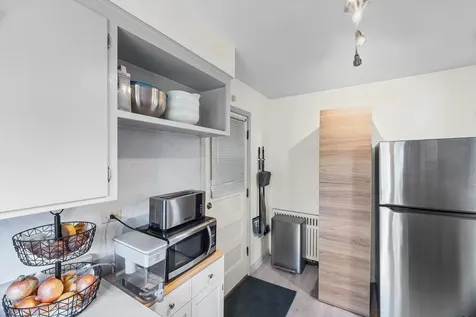 2254 Sherman Avenue Evanston IL 60201