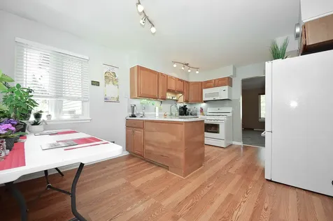 1413 North Burning Bush Lane Mount Prospect IL 60056