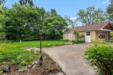 6317 Kirschoff Street Rosemont IL 60018