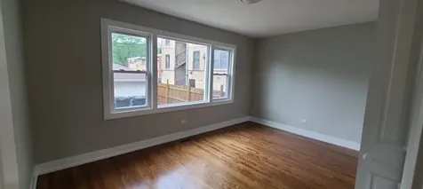 5144 North Avers Avenue Chicago IL 60625