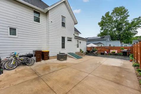 404 North Main Street Belvidere IL 61008
