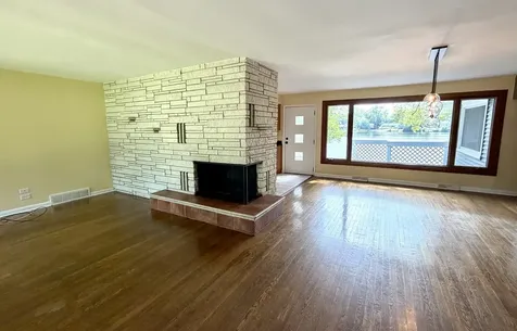 33517 North Greentree Road Grayslake IL 60030