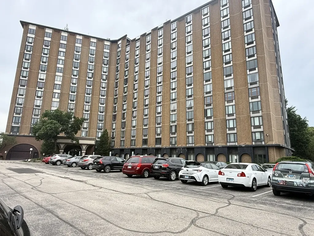 1 Renaissance Place Palatine IL 60067