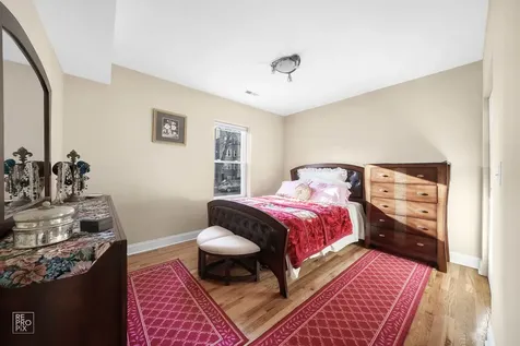 6305 North Richmond Street Chicago IL 60659