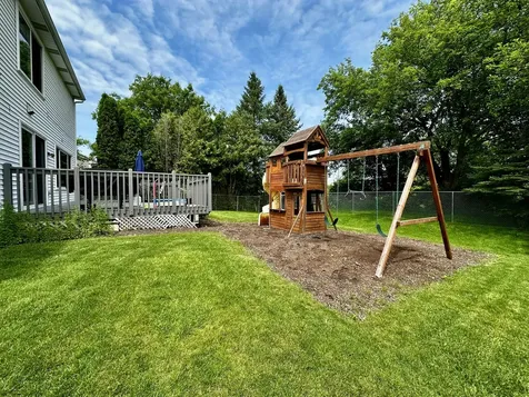 1496 Cheriton Circle Grayslake IL 60030