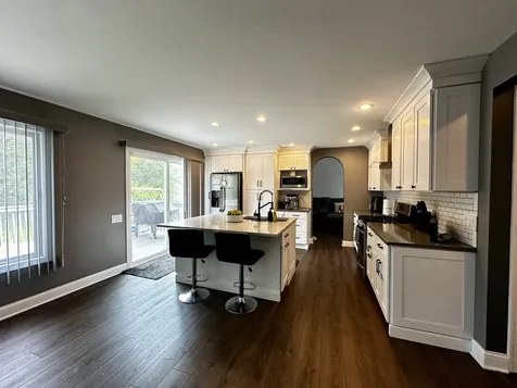 1496 Cheriton Circle Grayslake IL 60030
