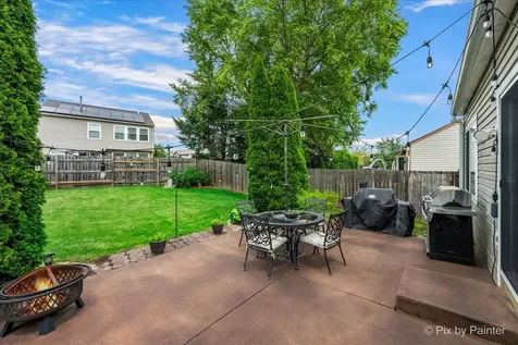 2366 Coral Cove Elgin IL 60123