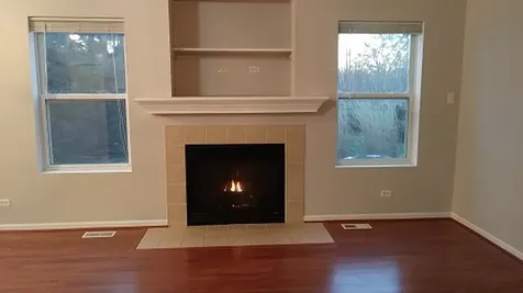 1872 Candlelight Circle Montgomery IL 60538