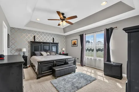 174 Owen Street Matteson IL 60443