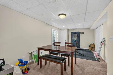174 Owen Street Matteson IL 60443