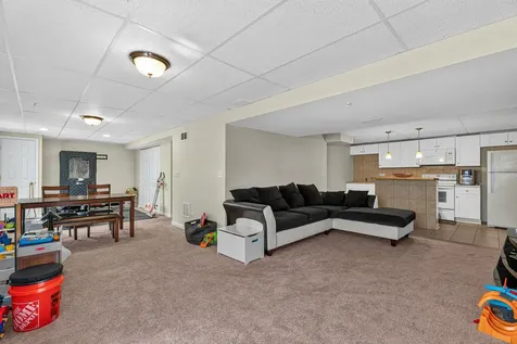 174 Owen Street Matteson IL 60443