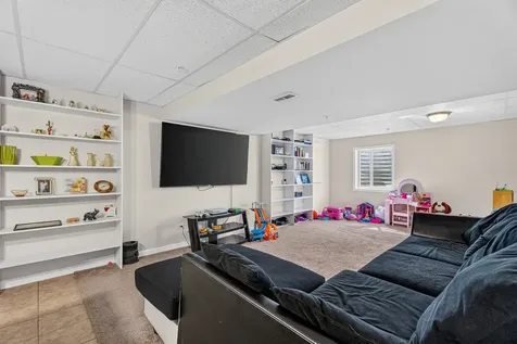 174 Owen Street Matteson IL 60443