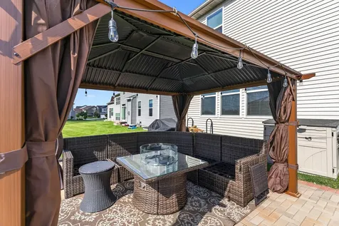 174 Owen Street Matteson IL 60443