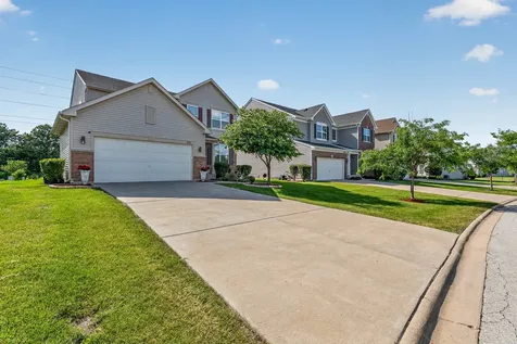 174 Owen Street Matteson IL 60443