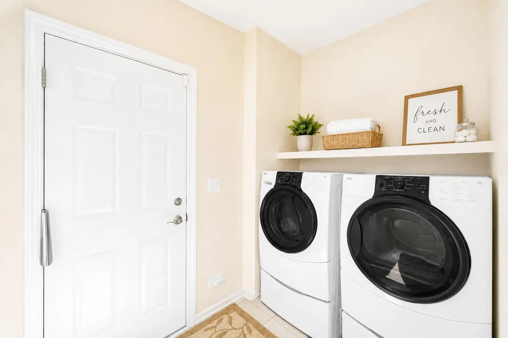 3081 Handley Court Lisle IL 60532