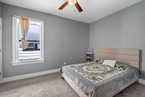 10724 South Prairie Avenue Chicago IL 60628