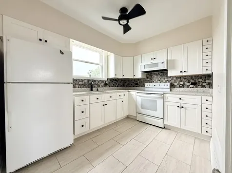 615 East Golf Road Des Plaines IL 60016