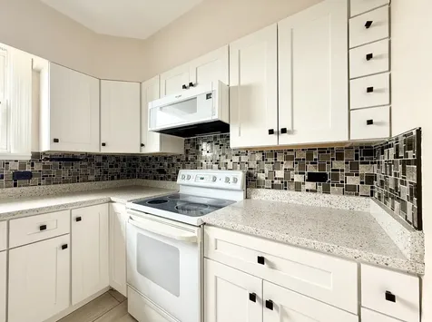 615 East Golf Road Des Plaines IL 60016