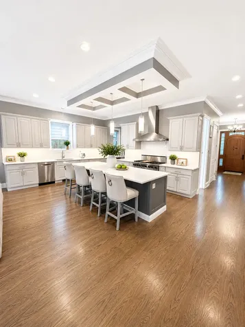 7338 West Clarence Avenue Chicago IL 60631