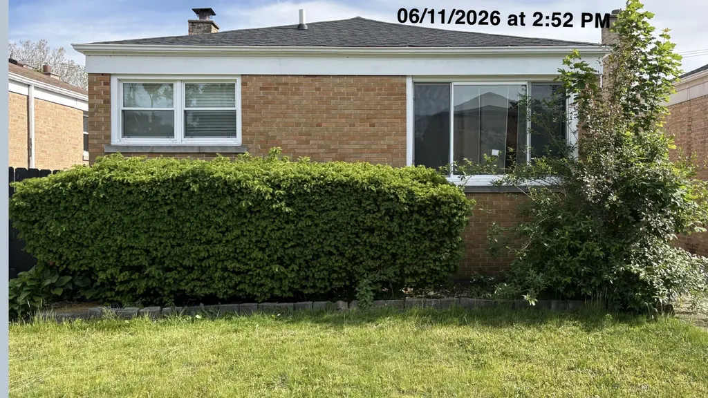 2909 West Howard Street Chicago IL 60645