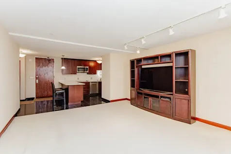 233 East Erie Street Chicago IL 60611