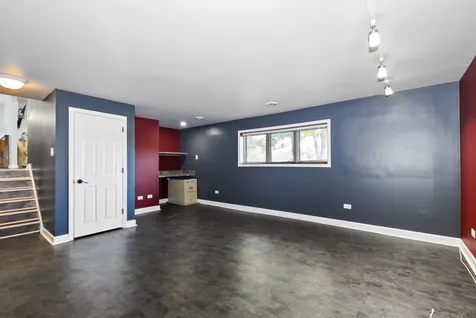 10248 South 80th Court Palos Hills IL 60465