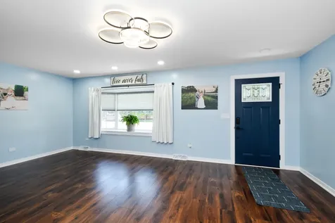 10248 South 80th Court Palos Hills IL 60465