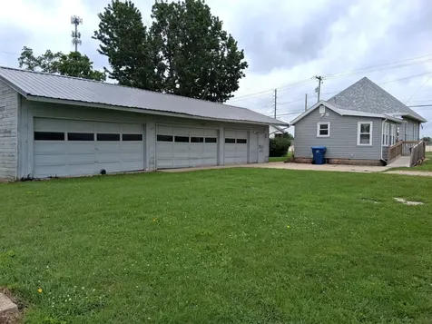 112 East 6th Street Kewanee IL 61443