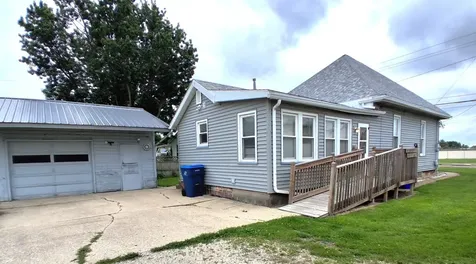 112 East 6th Street Kewanee IL 61443