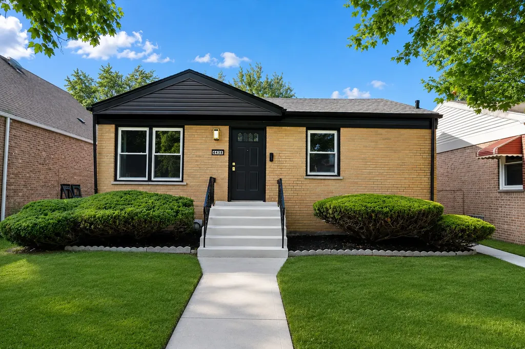 438 West 126th Place Chicago IL 60628