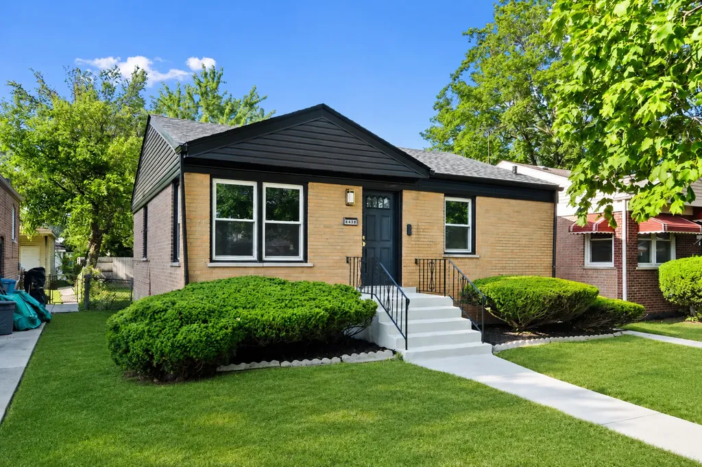 438 West 126th Place Chicago IL 60628