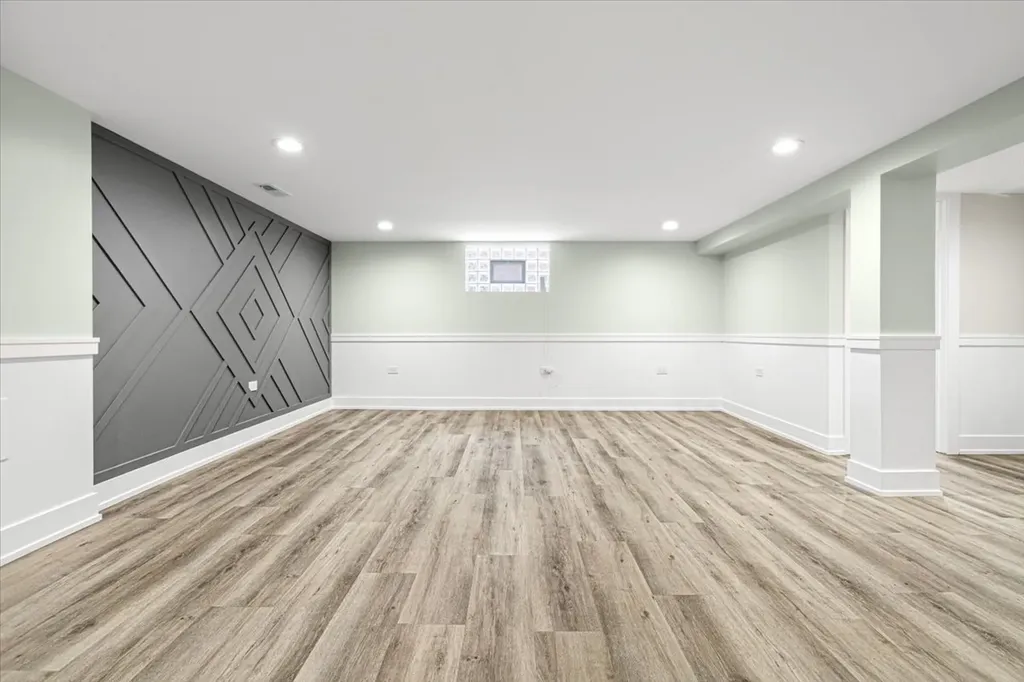 438 West 126th Place Chicago IL 60628