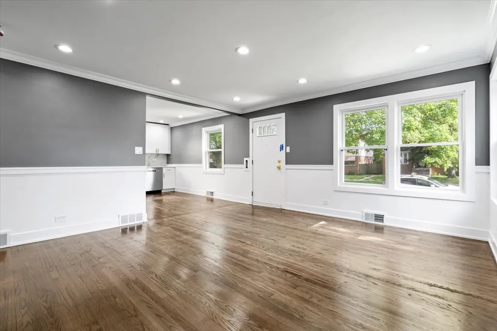 438 West 126th Place Chicago IL 60628