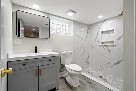 438 West 126th Place Chicago IL 60628