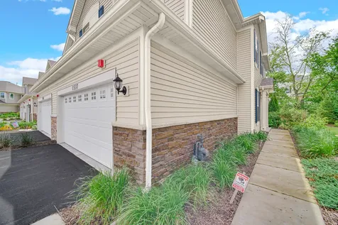 1537 Kraft Avenue Batavia IL 60510