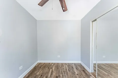 7549 South Saint Lawrence Avenue Chicago IL 60619