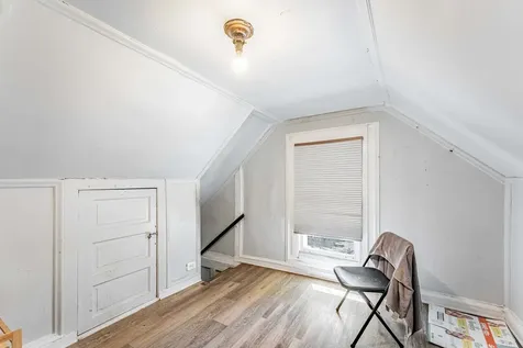 7549 South Saint Lawrence Avenue Chicago IL 60619
