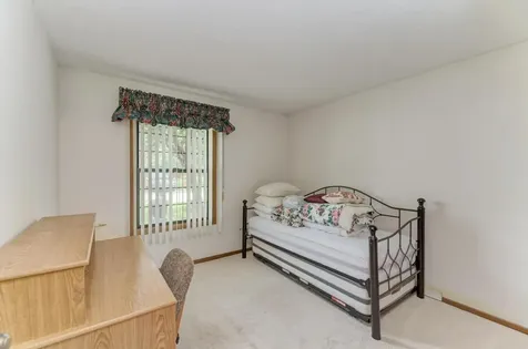 504 Elizabeth Drive Wood Dale IL 60191
