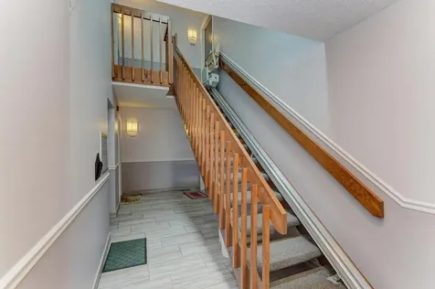 504 Elizabeth Drive Wood Dale IL 60191