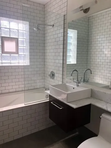 529 West Brompton Avenue Chicago IL 60657