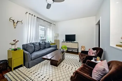 529 West Brompton Avenue Chicago IL 60657